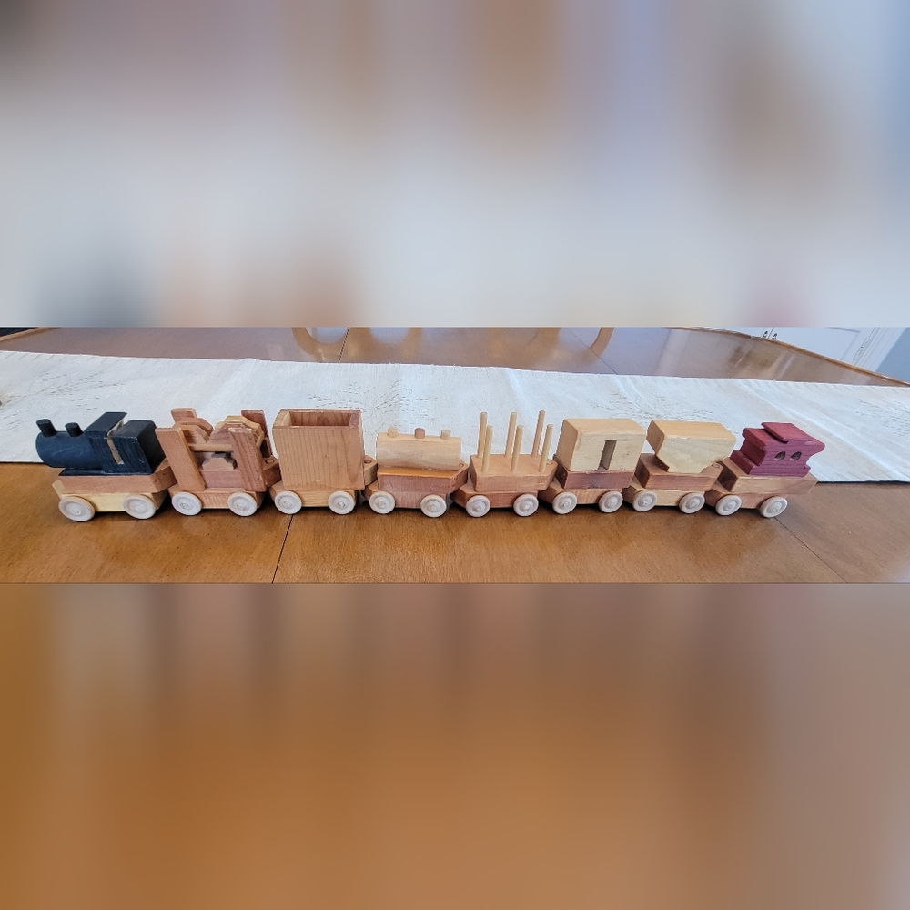 Vintage wood toy train 8 cars with engine and caboose 🚉